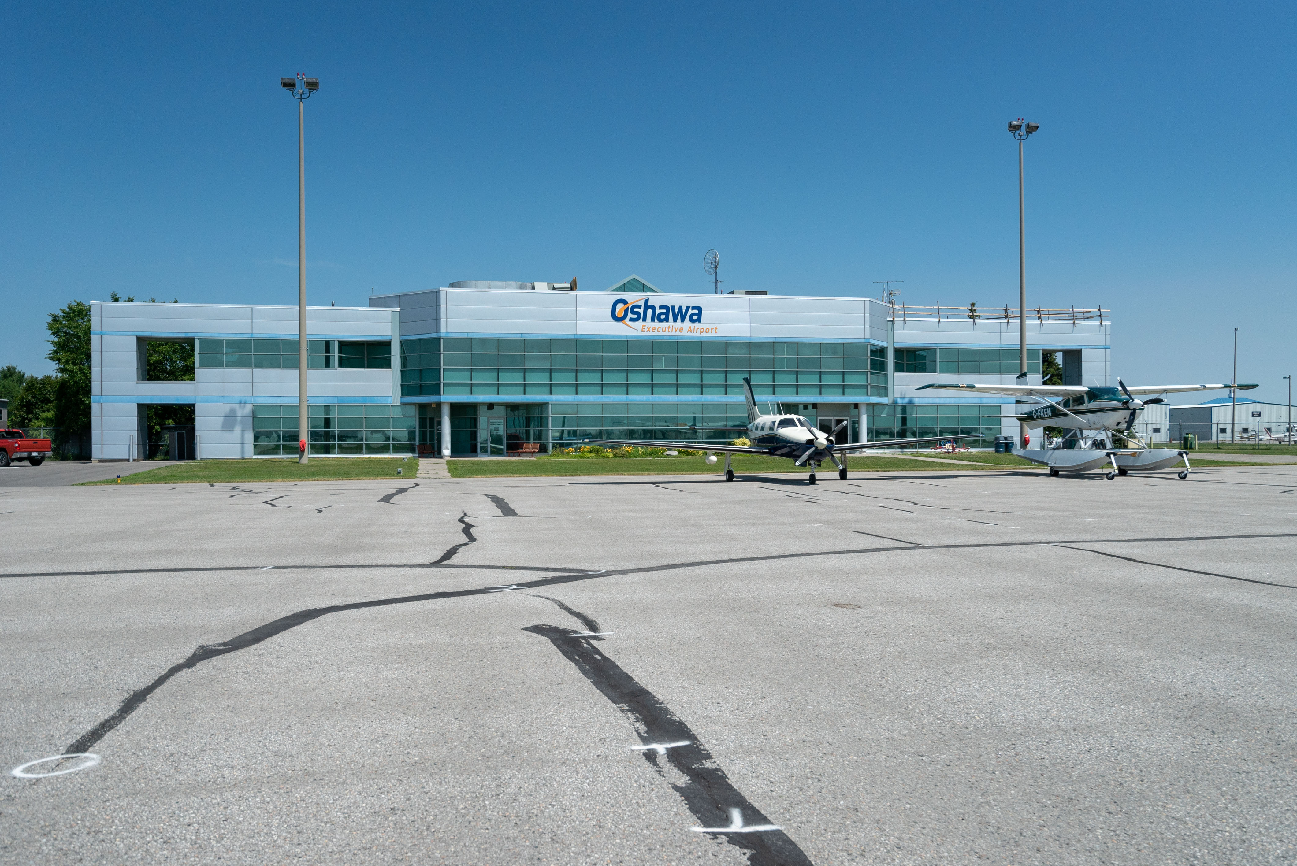 Oshawa Executive Airport building